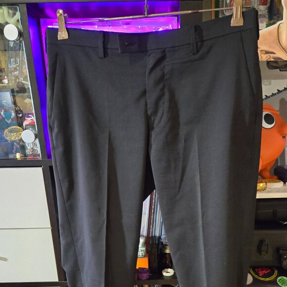 NWOT UNIQLO SLIM DRYFIT DRESS PANTS US 32/34 - Picture 2 of 3